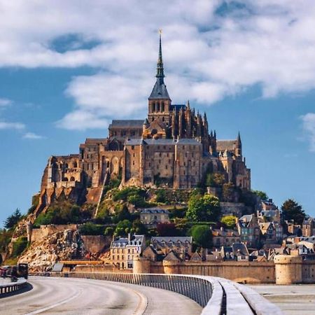 Le Cezembre Gite La Taniere Moidrey Exteriér fotografie